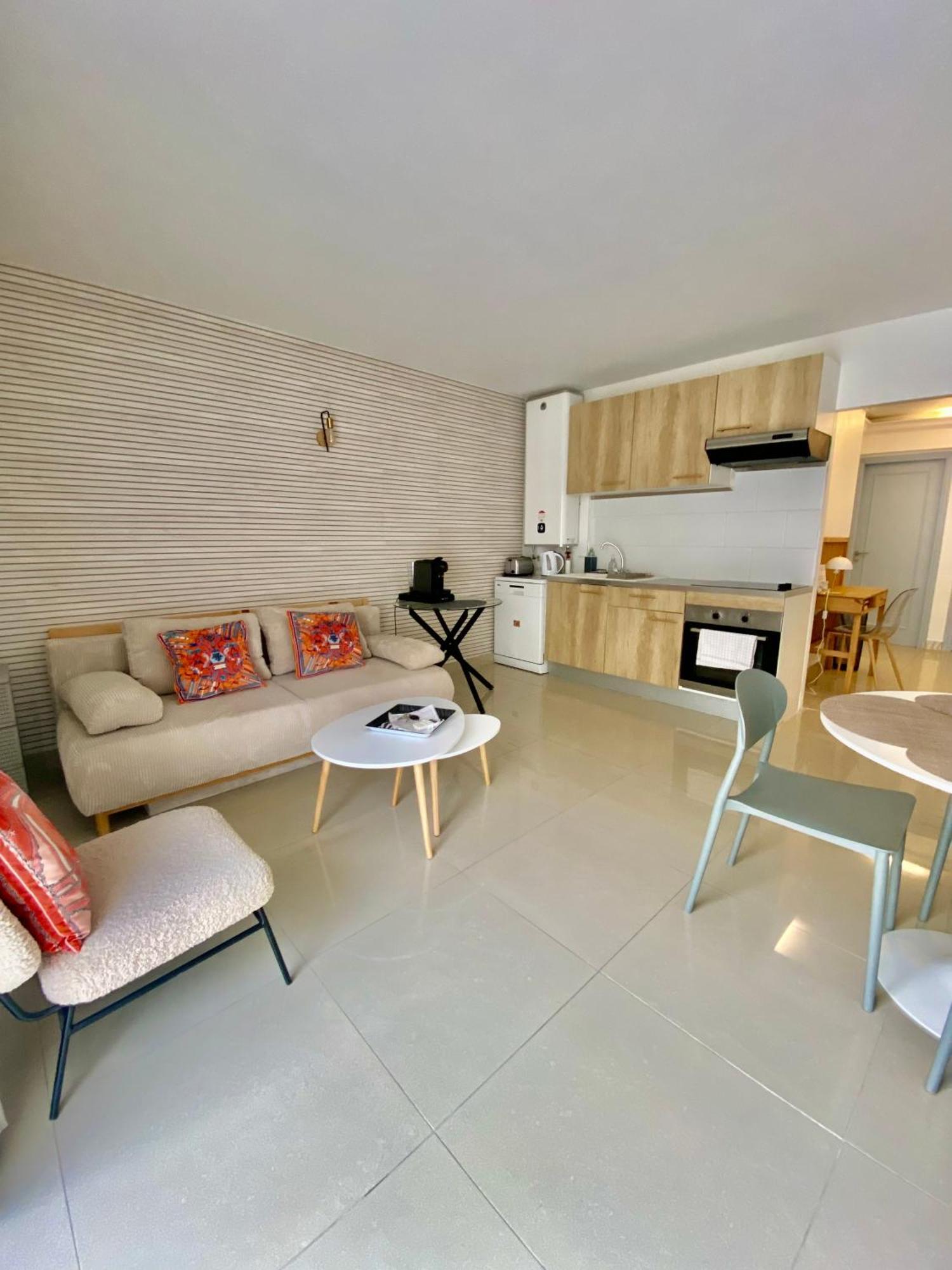 3 Pieces- Vieux Port- Terrasse - Parking Possible Apartment Кан Екстериор снимка