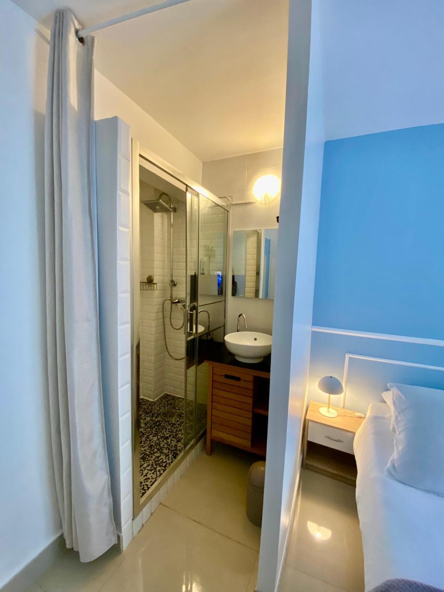 3 Pieces- Vieux Port- Terrasse - Parking Possible Apartment Кан Екстериор снимка